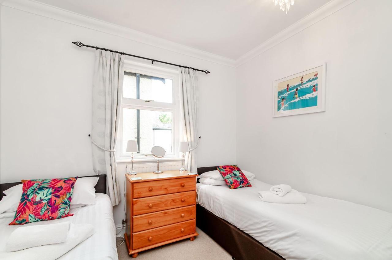 8 Kents Bank House Apartment Grange-over-Sands Екстериор снимка
