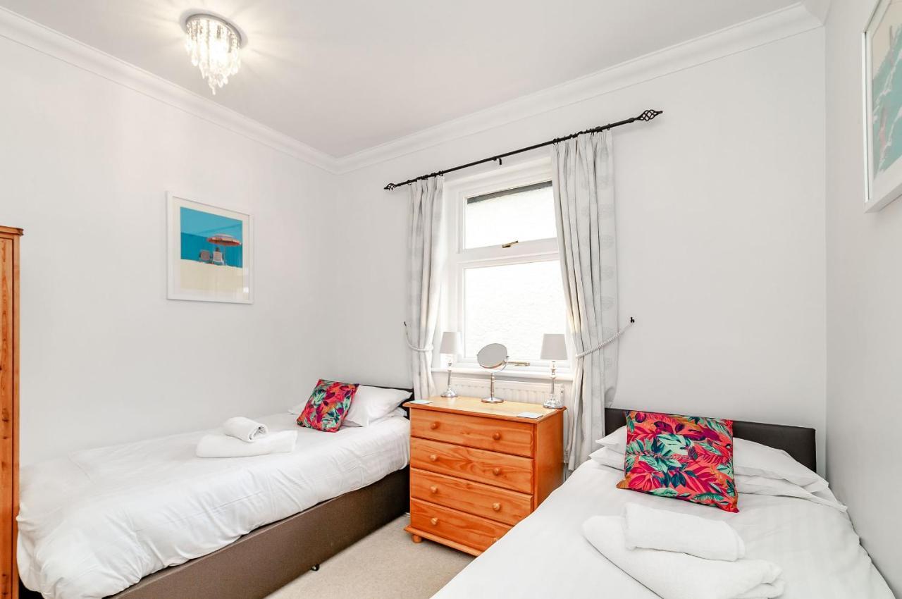 8 Kents Bank House Apartment Grange-over-Sands Екстериор снимка
